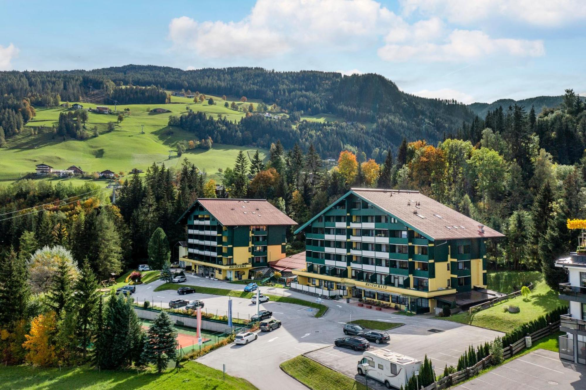 Alpine Club Resort Schladming Exterior photo